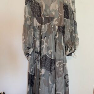 Zara Gray and Black Long Sleeve Dress